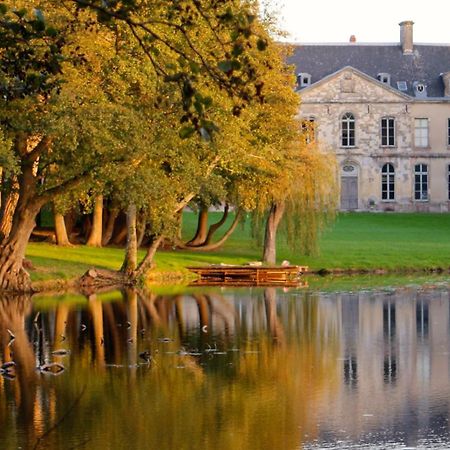 Abbaye De Blanchelande Bed & Breakfast Neufmesnil Екстериор снимка