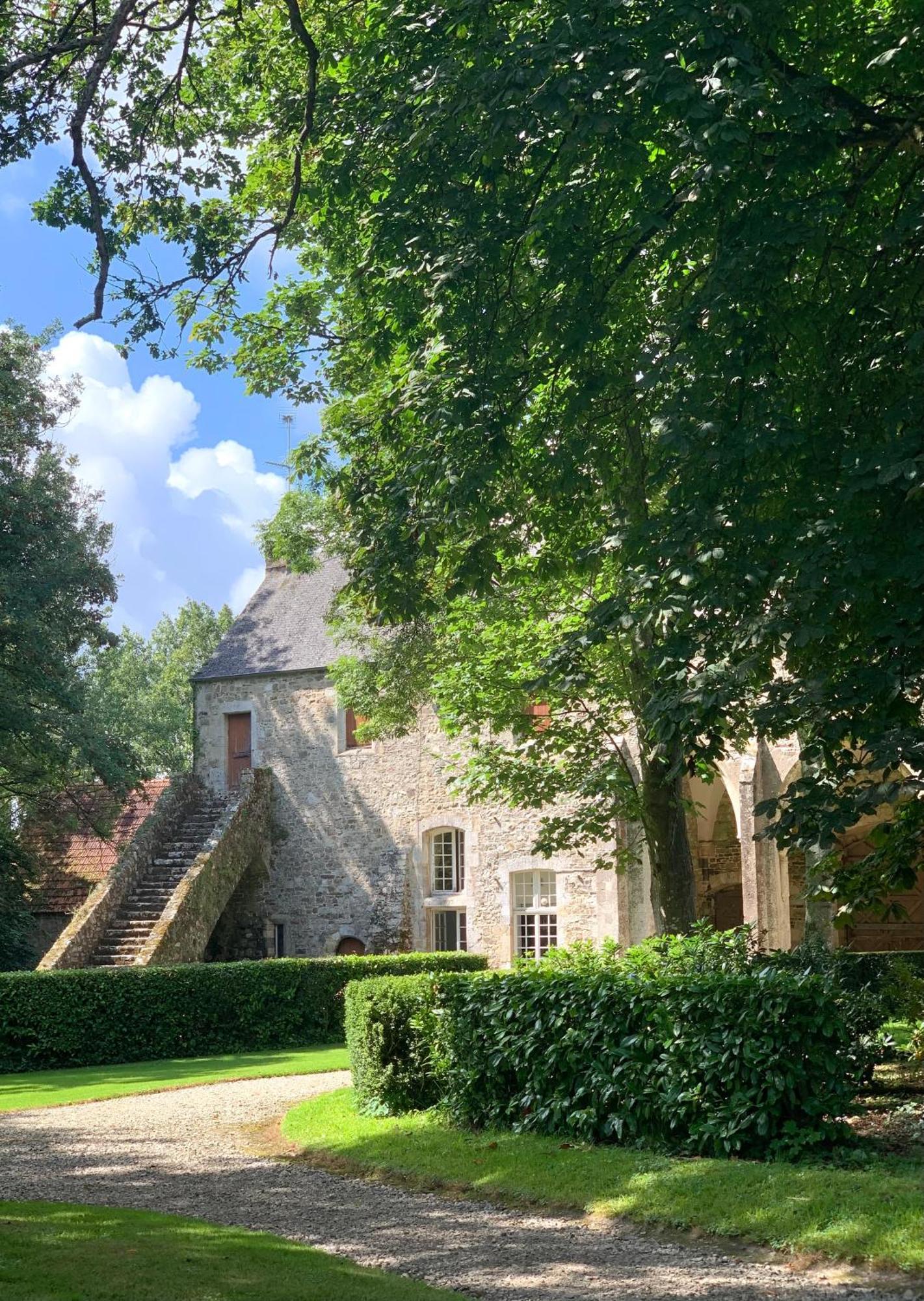 Abbaye De Blanchelande Bed & Breakfast Neufmesnil Екстериор снимка