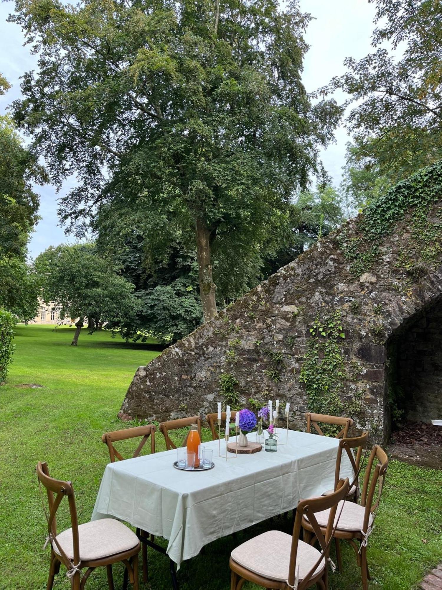 Abbaye De Blanchelande Bed & Breakfast Neufmesnil Екстериор снимка