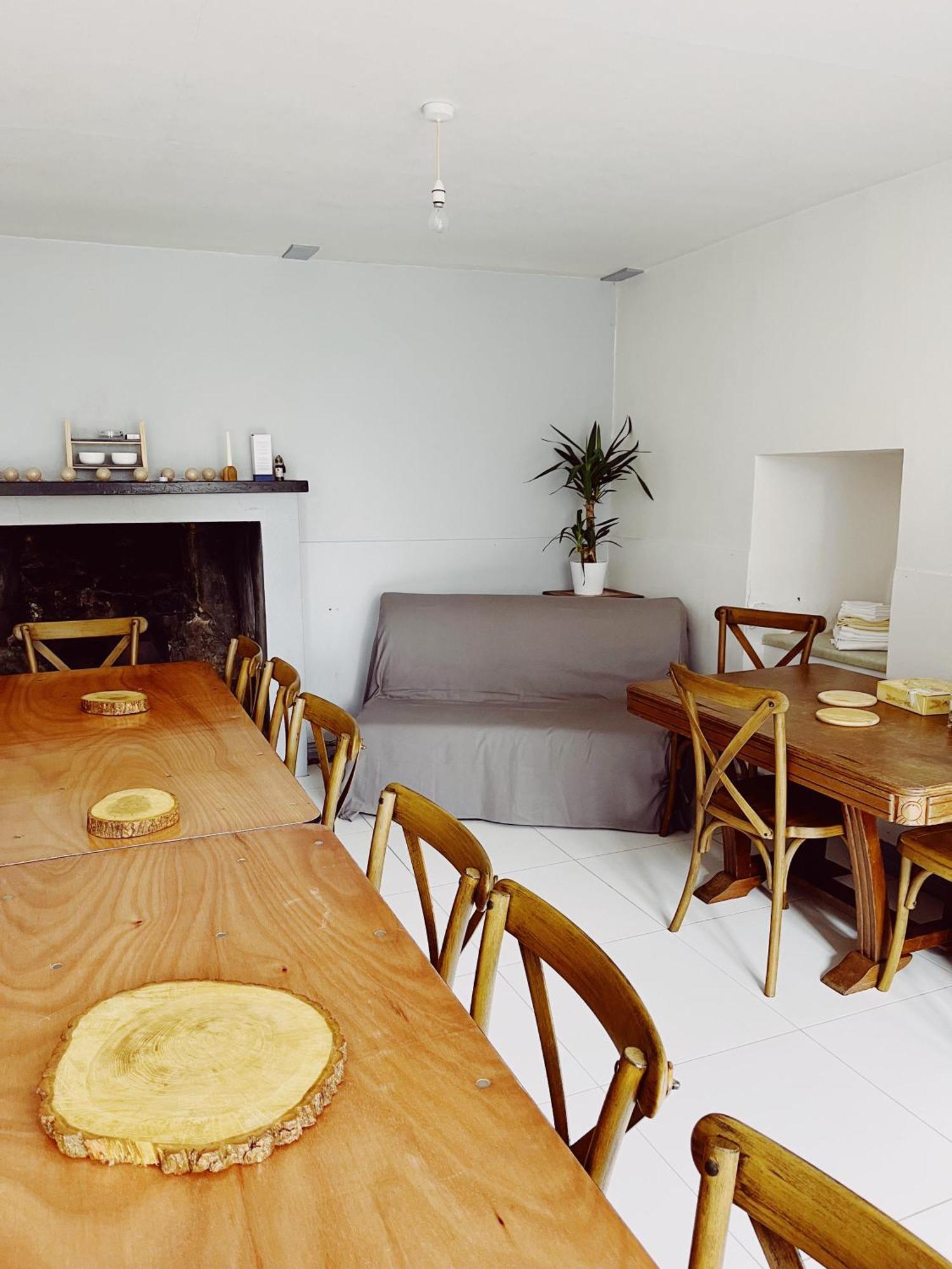 Abbaye De Blanchelande Bed & Breakfast Neufmesnil Екстериор снимка