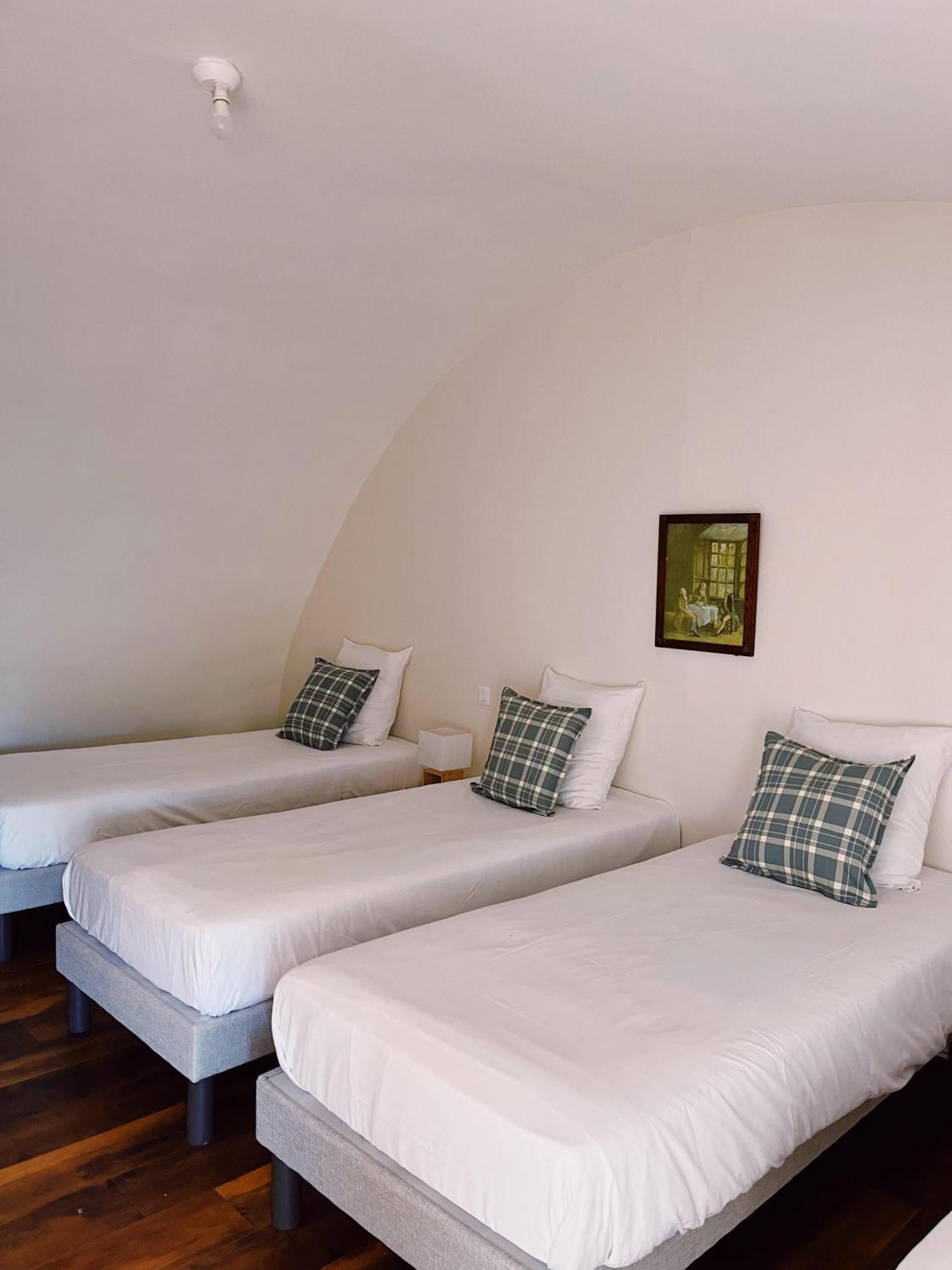 Abbaye De Blanchelande Bed & Breakfast Neufmesnil Екстериор снимка