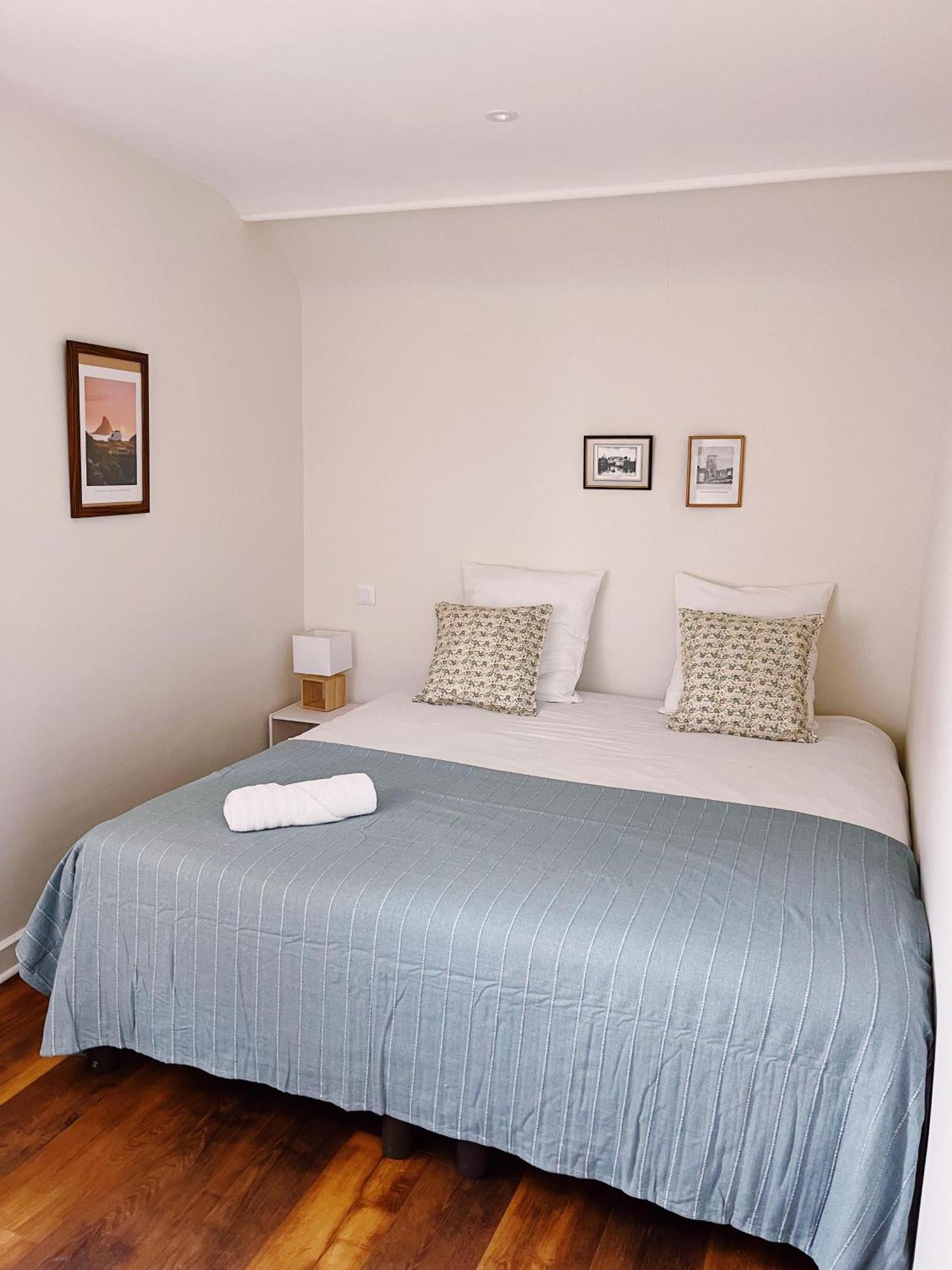 Abbaye De Blanchelande Bed & Breakfast Neufmesnil Екстериор снимка