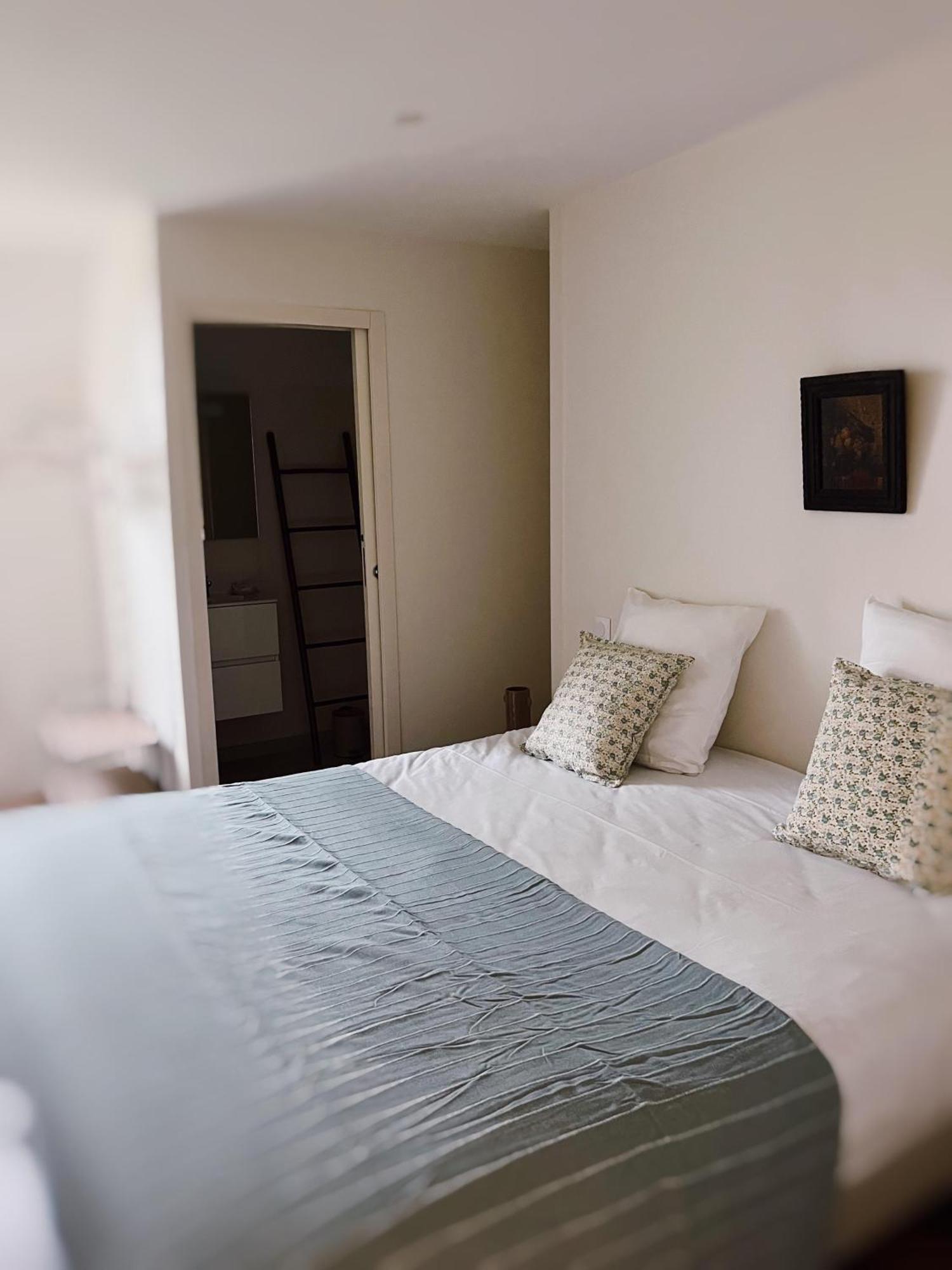 Abbaye De Blanchelande Bed & Breakfast Neufmesnil Екстериор снимка