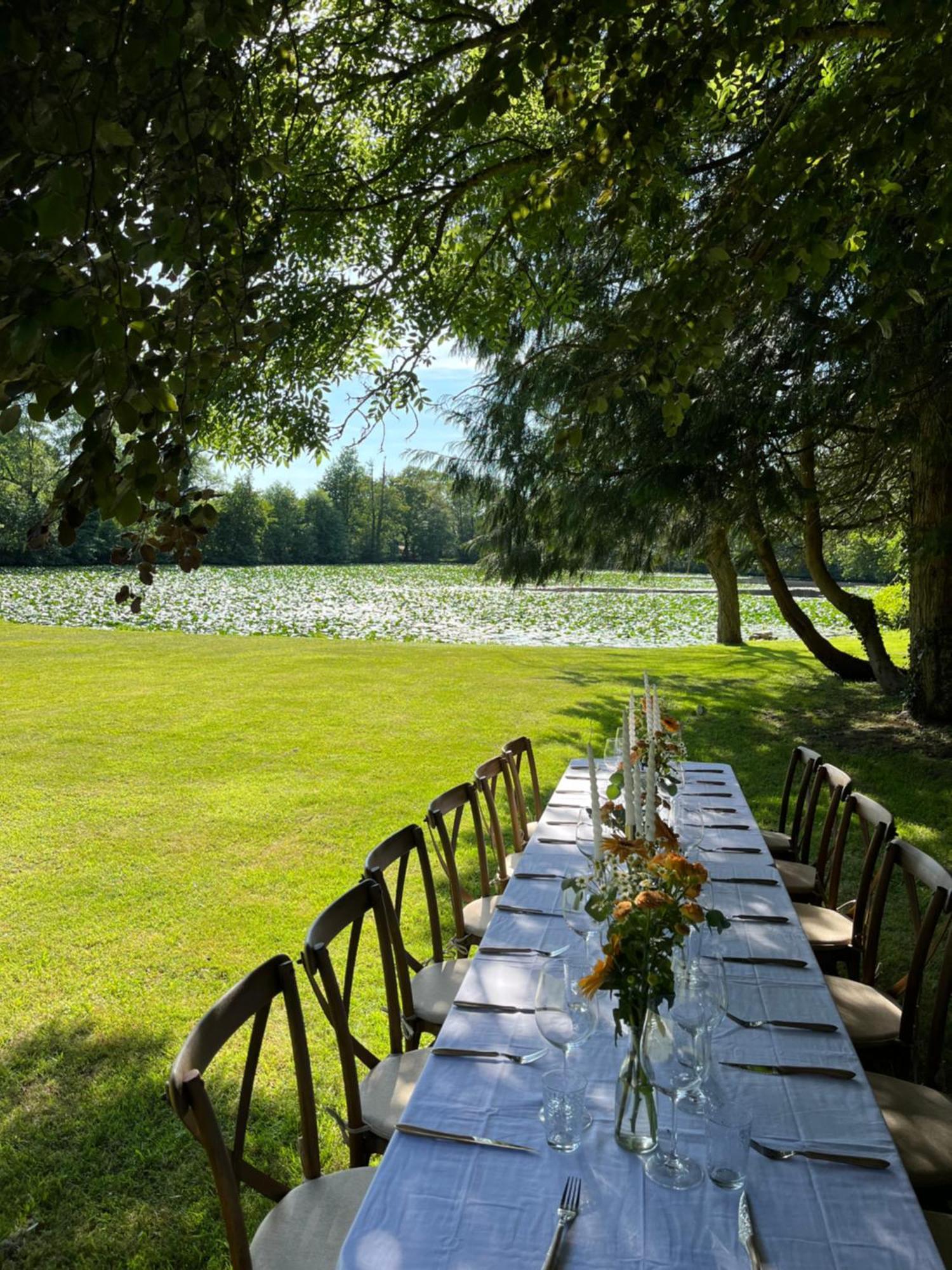 Abbaye De Blanchelande Bed & Breakfast Neufmesnil Екстериор снимка
